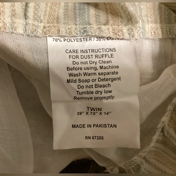 Arrow 3 pc Reversible Comforter Set-Twin Size - Picture 12 of 15